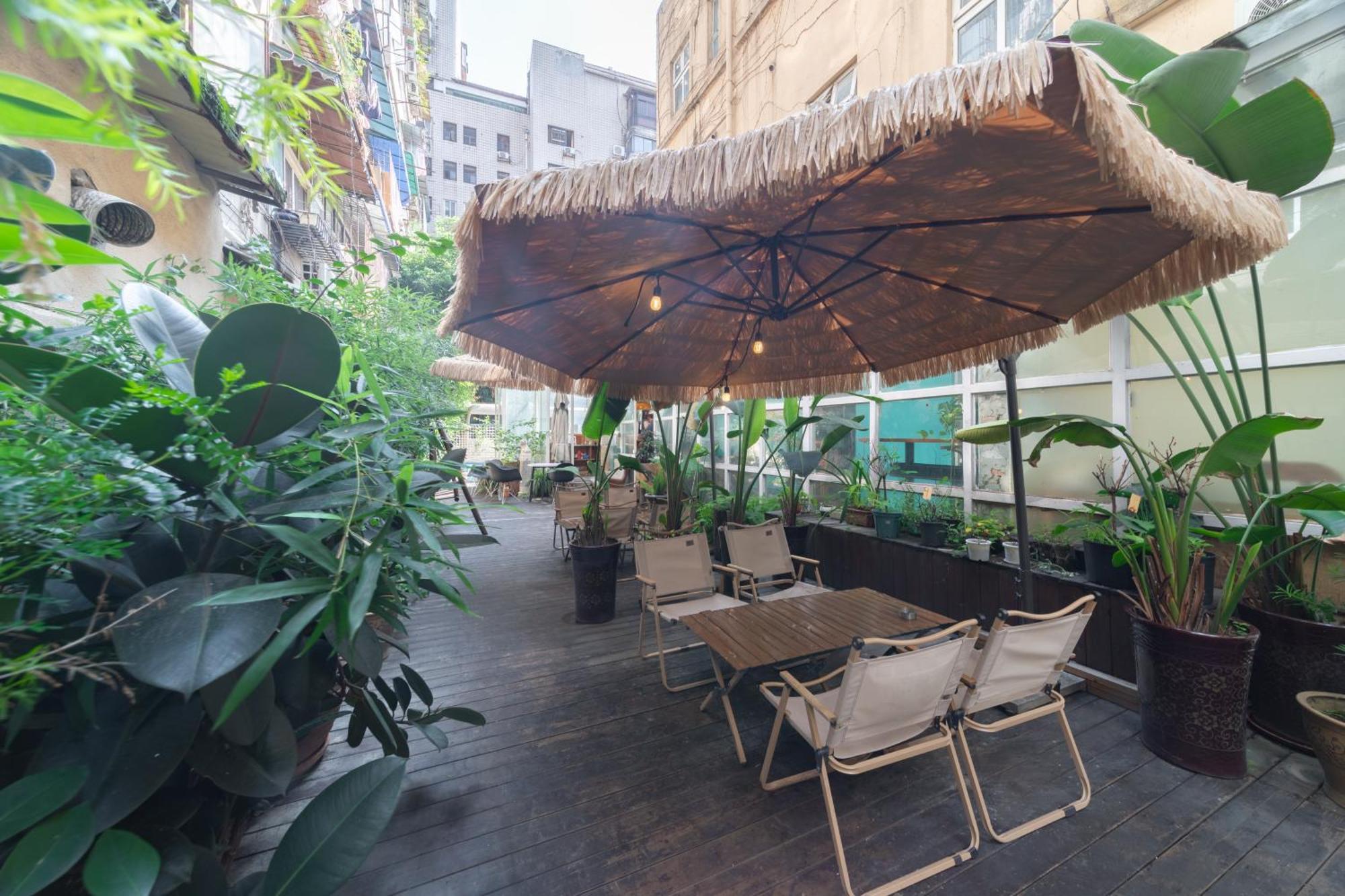 Nova Traveller'S Lodge Chengdu Zewnętrze zdjęcie